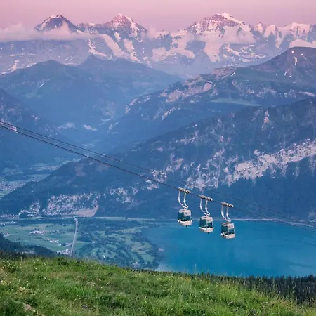 Idyllic Farm With Scenic Views And Concierge By Swisshut Vakantiehuis Sigriswil